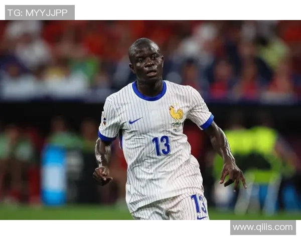 欧洲足坛人气球星崛起引领潮流，谁将成为未来足坛的超级巨星